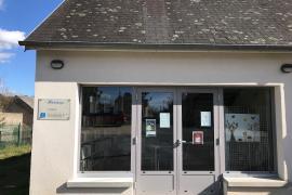 Vue extérieure de la bibliothèque du Menoux