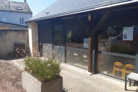 Vue extérieure de la bibliothèque de Neuillay-les-Bois