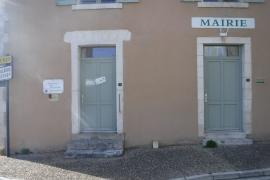 Vue extérieure de la bibliothèque d'Oulches