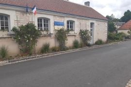 Vue extérieure de la bibliothèque de Veuil