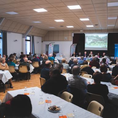 Remise de prix aux lauréats du concours à Saint-Genou
