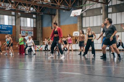danseurs - Agrandir l'image 10 sur 12, fenêtre modale