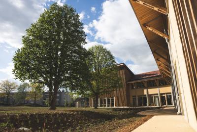  - Agrandir l'image 6 sur 15, fenêtre modale