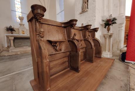 Stalles de l'église de Poulaines - Agrandir l'image - fenêtre modale